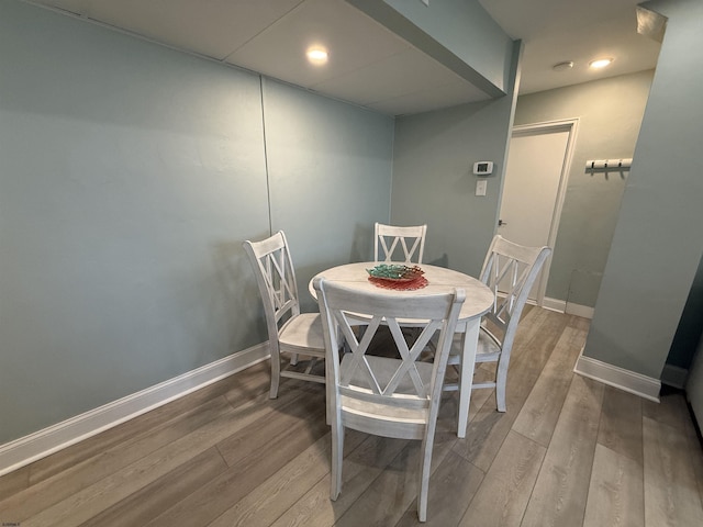 101 S Raleigh Ave Unit 733, Atlantic City, NJ 08401 - dining space featuring wood finished floors, baseboards, and recessed lighting