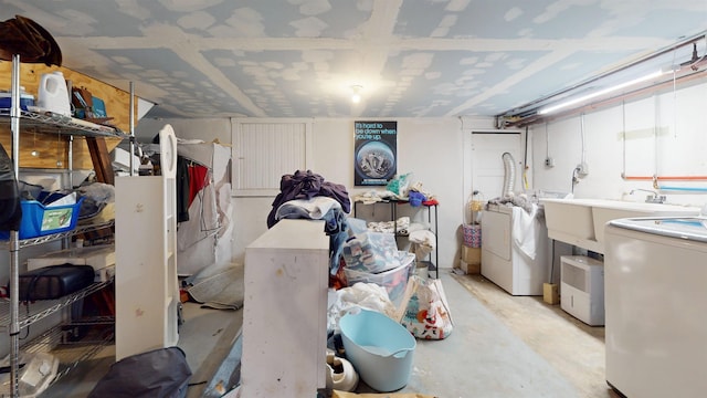 27 School St, Absecon, NJ 08201 - below grade area featuring washer / dryer, a sink, and refrigerator