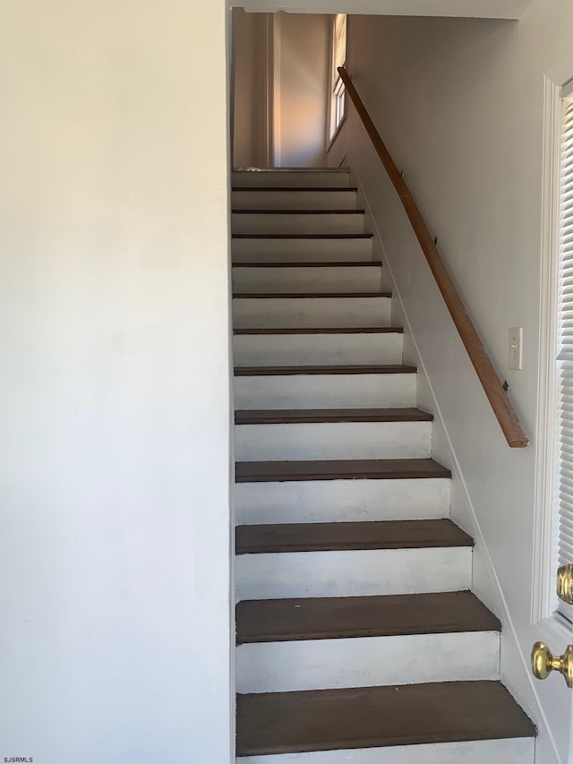 212 N Suffolk Ave, Ventnor Heights, NJ 08406 - view of stairs