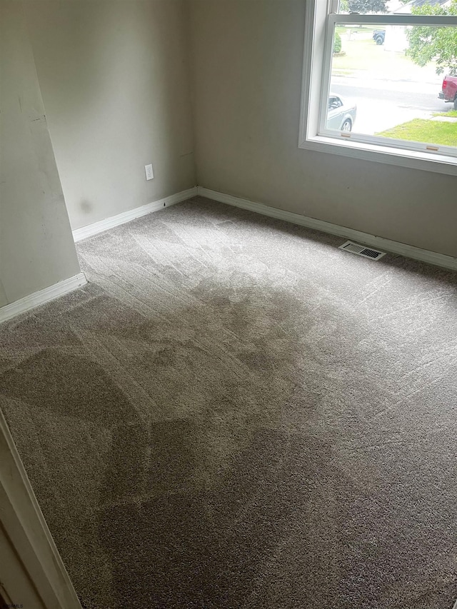 2510 Ridge Ave, Egg Harbor Township, NJ 08234 - unfurnished room featuring carpet floors and baseboards