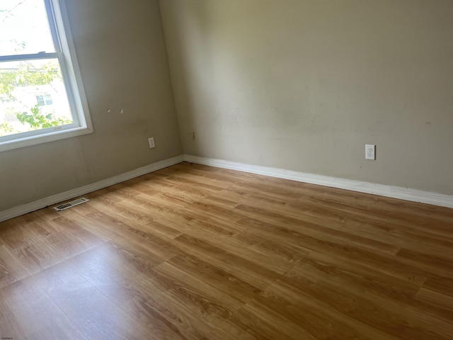 2510 Ridge Ave, Egg Harbor Township, NJ 08234 - empty room with light wood-style flooring and baseboards