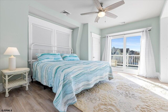 7 N Surrey Ave, Ventnor, NJ 08406 - bedroom featuring access to outside, wood finished floors, and a ceiling fan