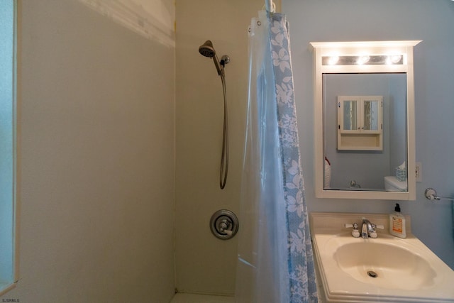 2044 Cedarbridge Rd, Northfield, NJ 08225 - full bathroom featuring curtained shower and vanity