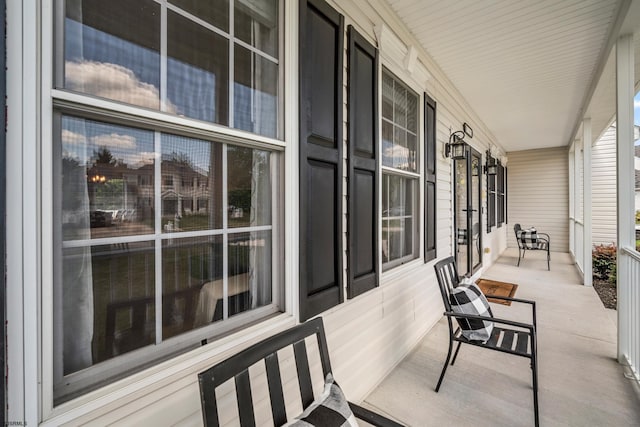 105 Chase Rd, Egg Harbor Township, NJ 08234 - view of covered porch