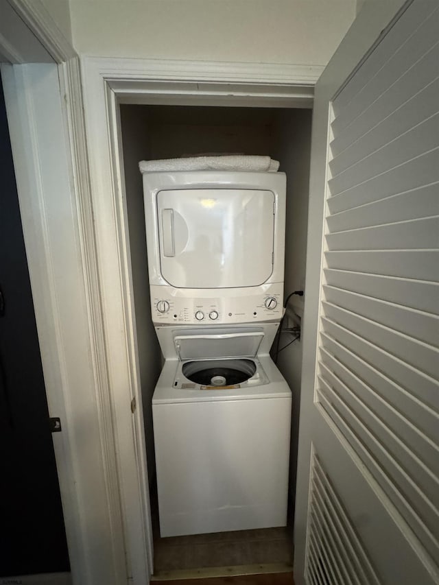 608 Walnut Ave, Northfield, NJ 08225 - washroom featuring stacked washer / drying machine