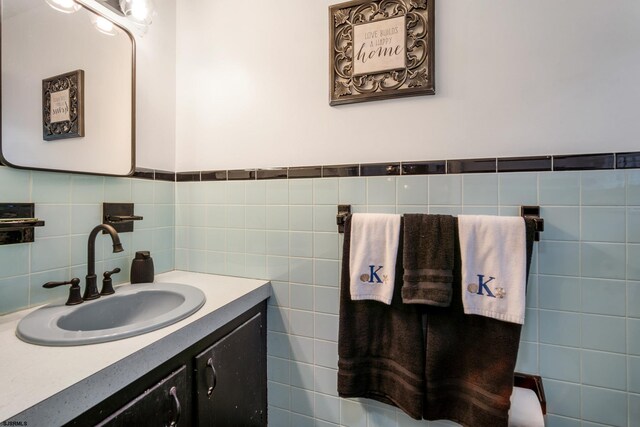 801 New York Ave, Absecon, NJ 08201 - bathroom featuring vanity