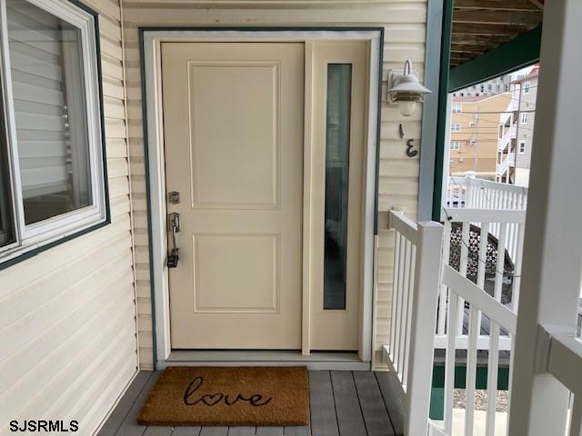 115 35th St Unit 1E, Sea Isle City, NJ 08243 - view of property entrance