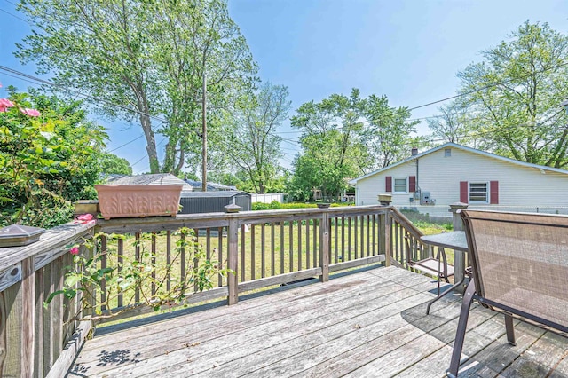 605 W Mill Rd, Northfield, NJ 08225 - view of deck