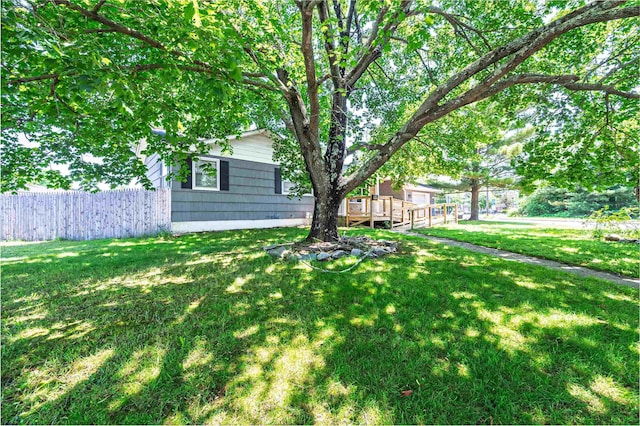 605 W Mill Rd, Northfield, NJ 08225 - view of yard with a deck