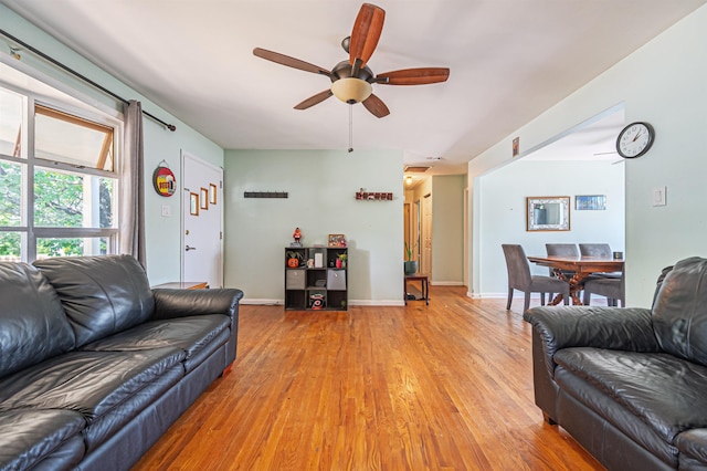 605 W Mill Rd, Northfield, NJ 08225 - living area featuring a ceiling fan, light wood-type flooring, and baseboards