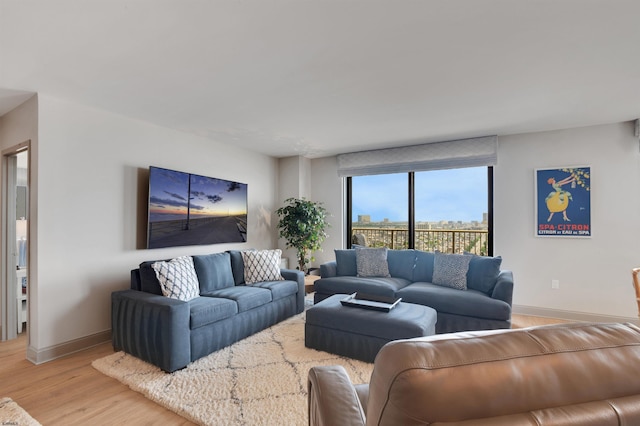 5000 Boardwalk Unit 1806, Ventnor, NJ 08406 - living room with light wood-style floors and baseboards