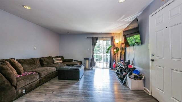 275 Heather Croft Unit 275, Egg Harbor Township, NJ 08234 - living room featuring wood finished floors and recessed lighting