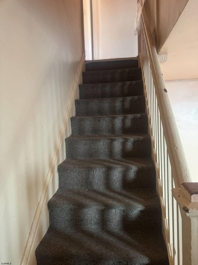 118 N Morris Ave, Atlantic City, NJ 08401 - view of stairway