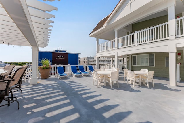 7929 Dune Dr Unit 310, Avalon Boro, NJ 08202 - view of patio with outdoor dining area