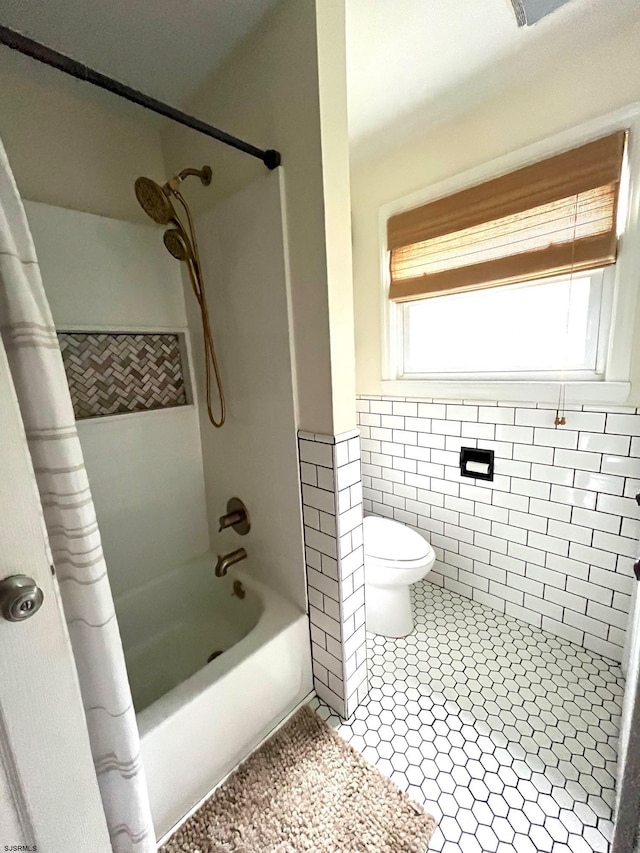 5924 Cedarcroft Dr, Mays Landing, NJ 08330 - full bath featuring shower / tub combo with curtain, tile walls, and a wainscoted wall