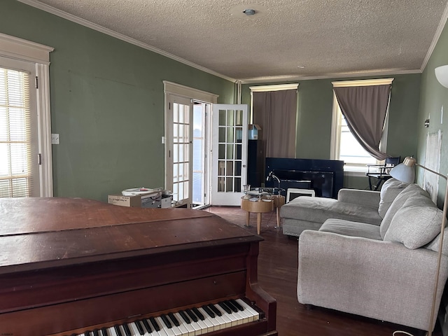 215 N Dorset, Ventnor Heights, NJ 08406 - living room featuring crown molding, dark wood-type flooring, and a textured ceiling