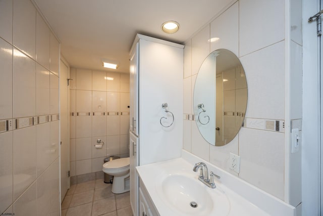 3851 Boardwalk Unit 1805, Atlantic City, NJ 08401 - bathroom with tile walls, tile patterned floors, and vanity