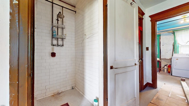 717 Wabash Ave, Atlantic City, NJ 08401 - full bath with washer / dryer and a tile shower