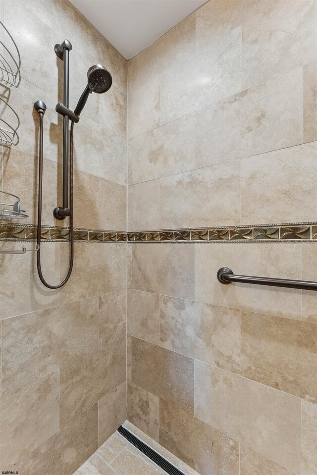 122 S Pointe Unit 122, Somers Point, NJ 08244 - full bath with a tile shower