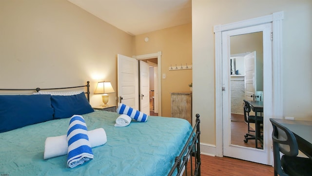 16 N Nashville Ave, Ventnor, NJ 08406 - bedroom with wood finished floors and baseboards