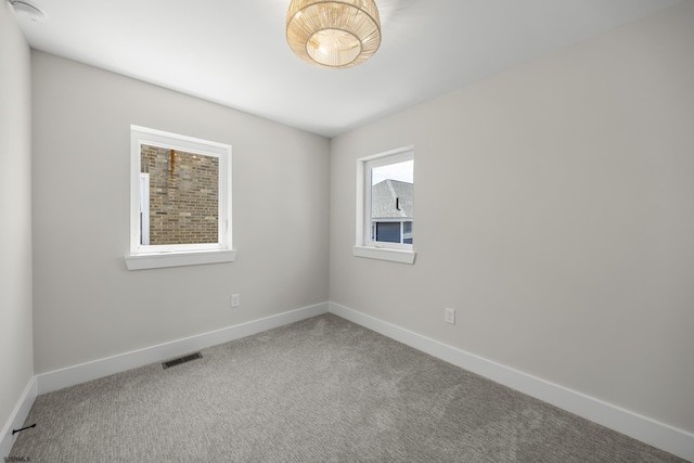 114 N Avolyn Ave, Ventnor, NJ 08406 - spare room featuring carpet and a smoke detector