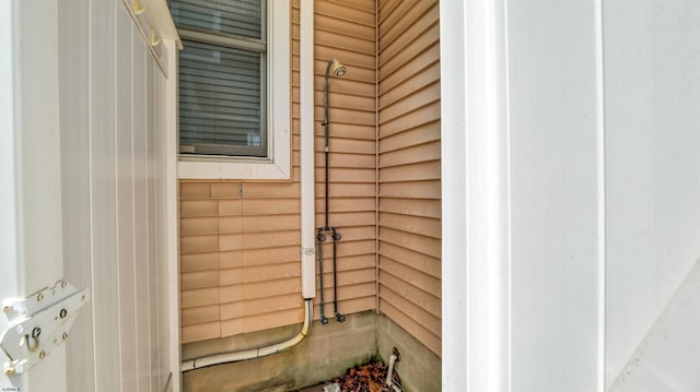 2 S Barclay Ave, Margate, NJ 08402 - exterior view