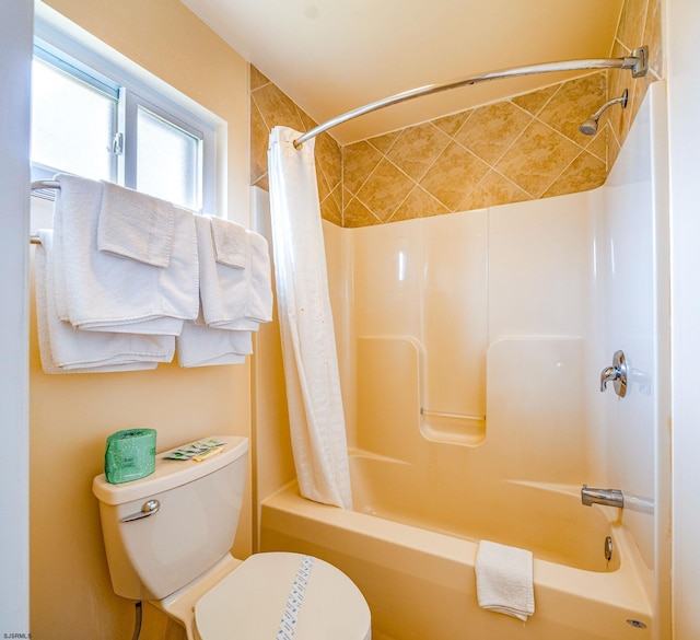 301 Mays Landing Rd, Somers Point, NJ 08244 - full bath featuring shower / bath combo with shower curtain and toilet