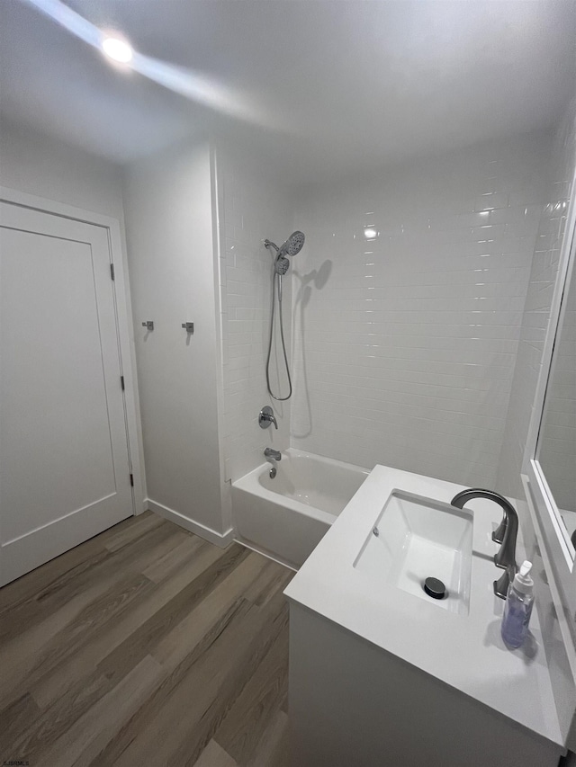 41 Arapaho Pl Unit 41, Galloway Township, NJ 08205 - bathroom with vanity, wood finished floors, and tub / shower combination
