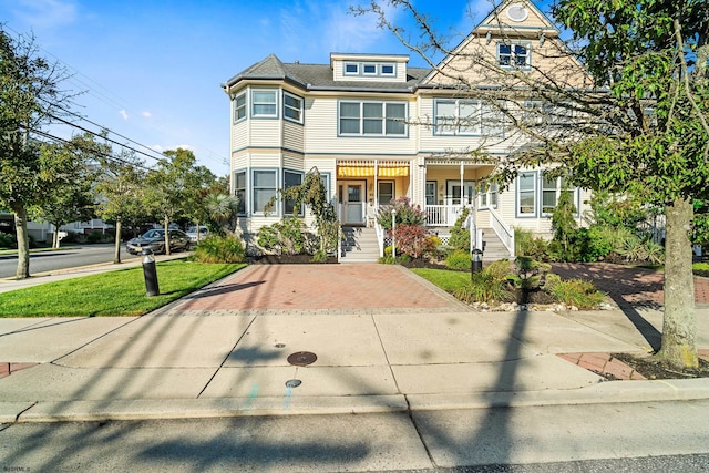 33 N Jefferson Ave, Margate, NJ 08402 - view of front of home with a porch