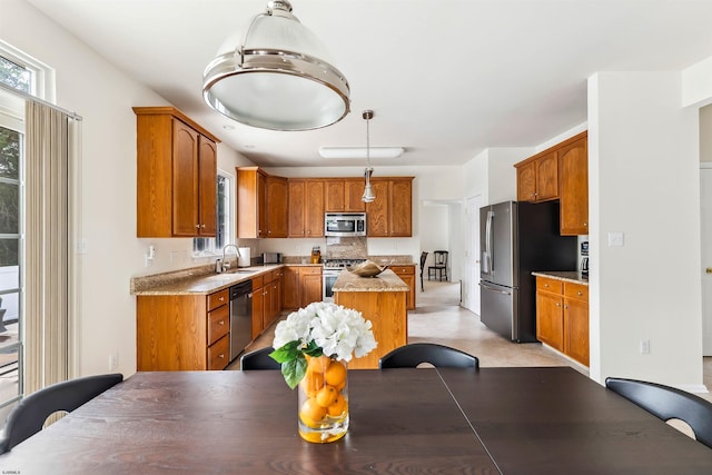 95 Knights Bridge Way, Mays Landing, NJ 08402 - kitchen with appliances with stainless steel finishes, a center island, brown cabinetry, and light countertops