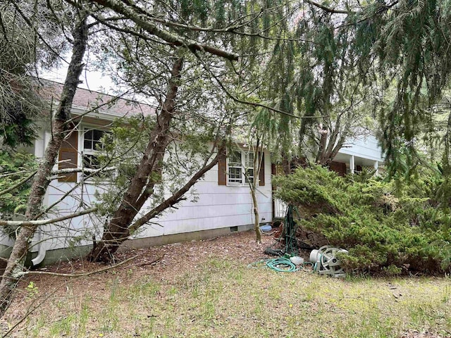 733 W Duerer St, Galloway Township, NJ 08215 - view of side of property featuring crawl space