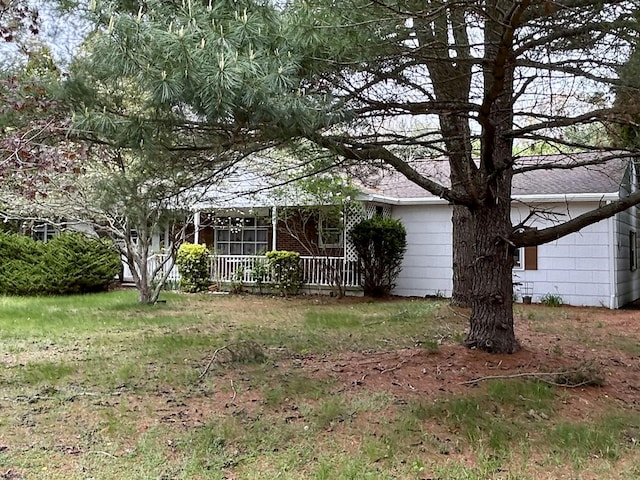 733 W Duerer St, Galloway Township, NJ 08215 - view of front of house featuring a porch and roof with shingles