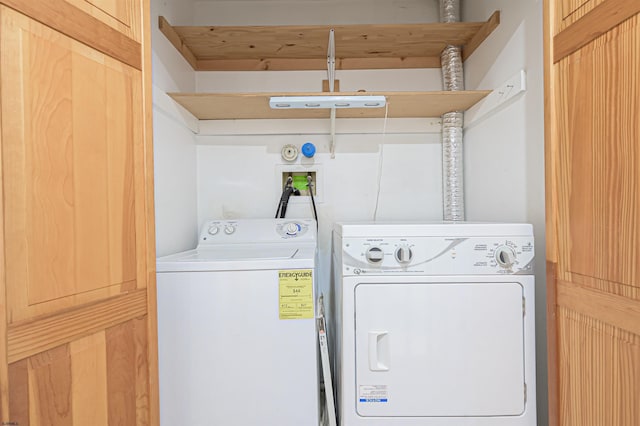 298 Mattix Run Unit 298, Galloway Township, NJ 08205 - washroom with separate washer and dryer
