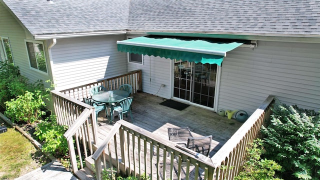 104 Locust Ave, Egg Harbor Township, NJ 08234 - wooden deck featuring outdoor dining space