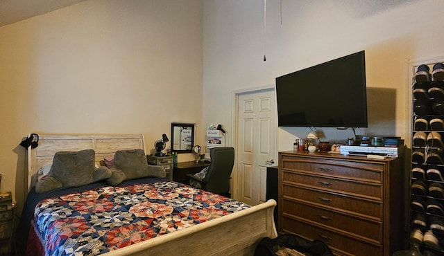 192 Exton Rd, Somers Point, NJ 08244 - bedroom featuring a towering ceiling