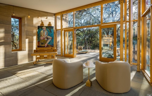 2181 N 3rd Ave, Napa, CA 94558 - view of building lobby