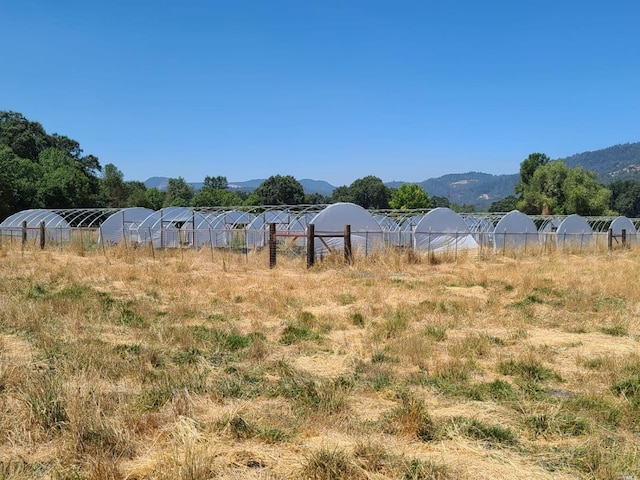 view of yard with a mountain view