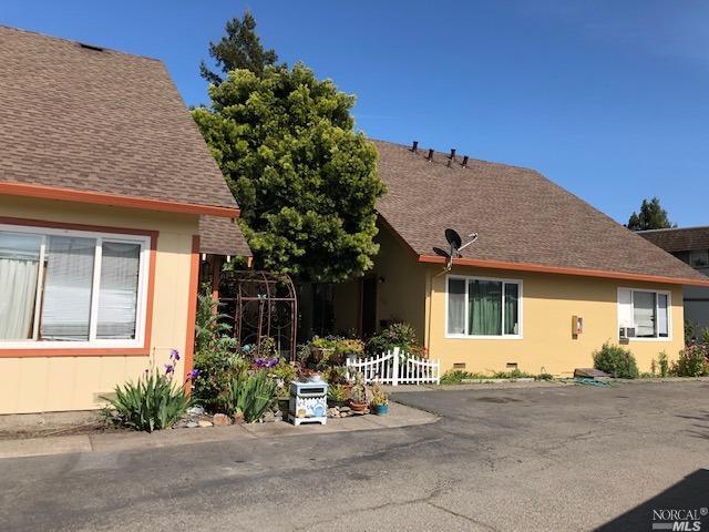 1109 Evans Dr, Santa Rosa, CA 95405 - view of front facade with a patio