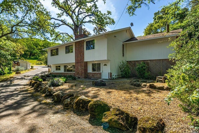 view of front of house