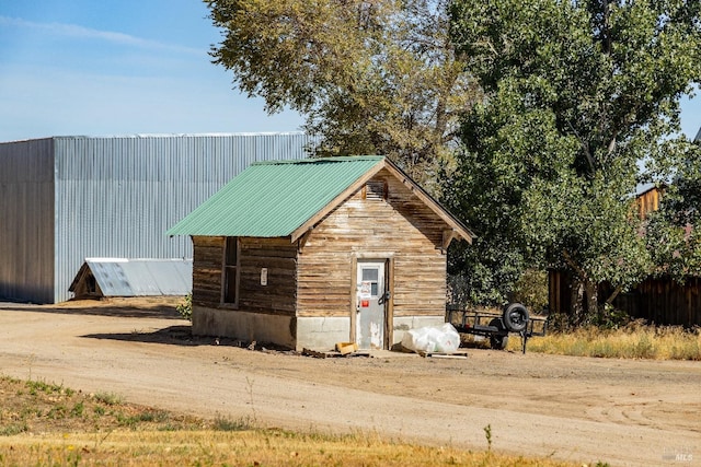 view of outdoor structure