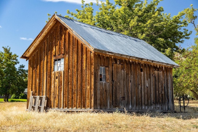 view of outdoor structure