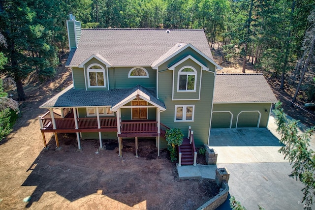 view of front of house featuring a garage