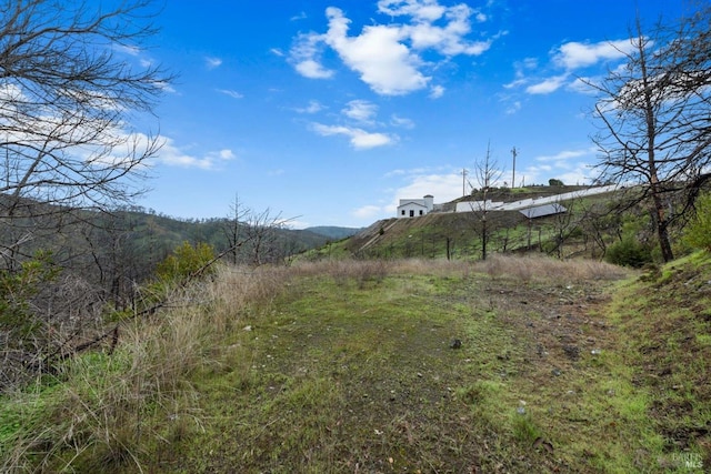 Listing photo 3 for 8 Live Oak Ln, Napa CA 94558