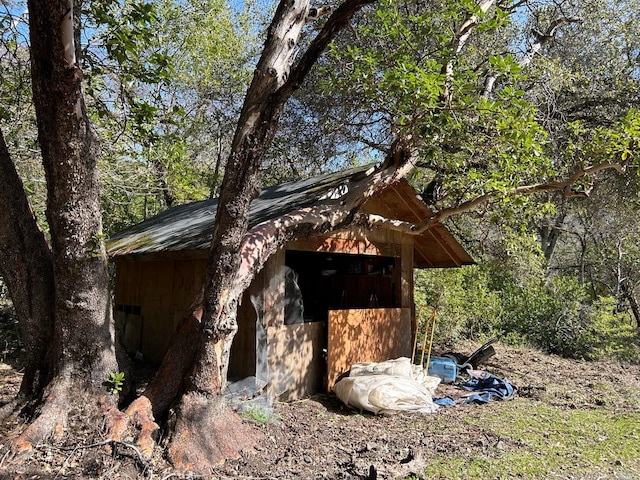 view of outdoor structure