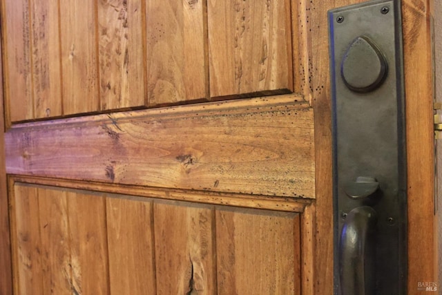 details with wooden walls