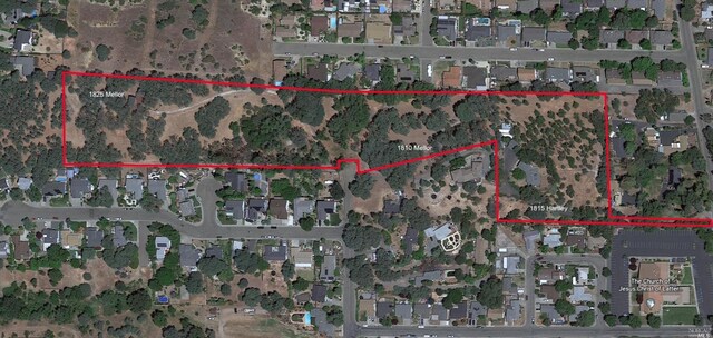 1810 Mellor Dr, Lakeport, CA 95453