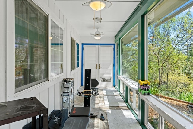 201 Pine Ridge Rd, Ukiah, CA 95482 - sunroom featuring a ceiling fan