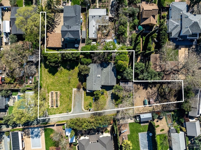 birds eye view of property featuring a residential view