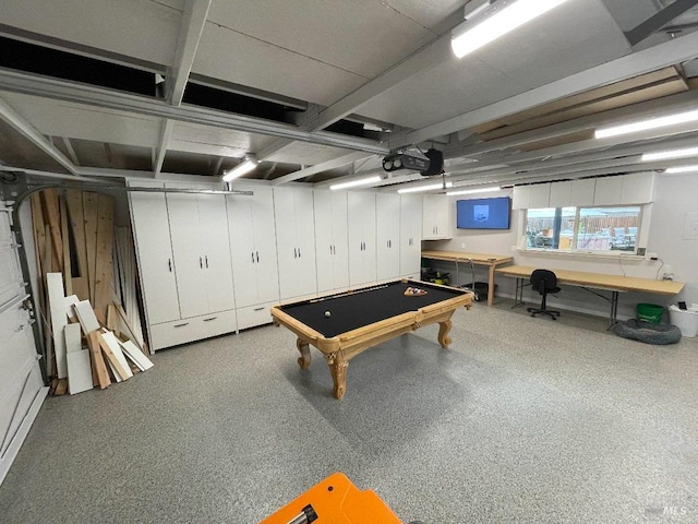 playroom featuring billiards