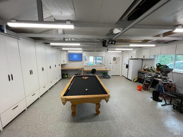 playroom with pool table